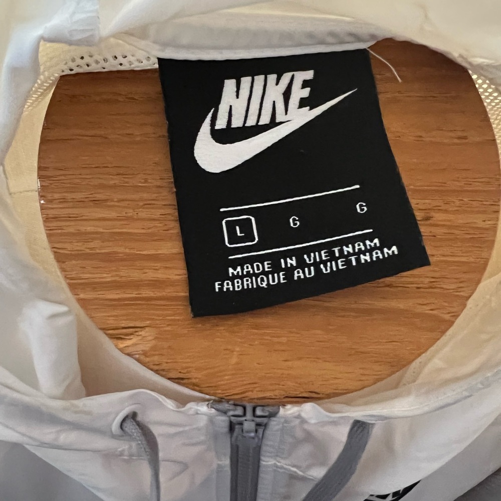 Nike windbreaker - Picture 4 of 5